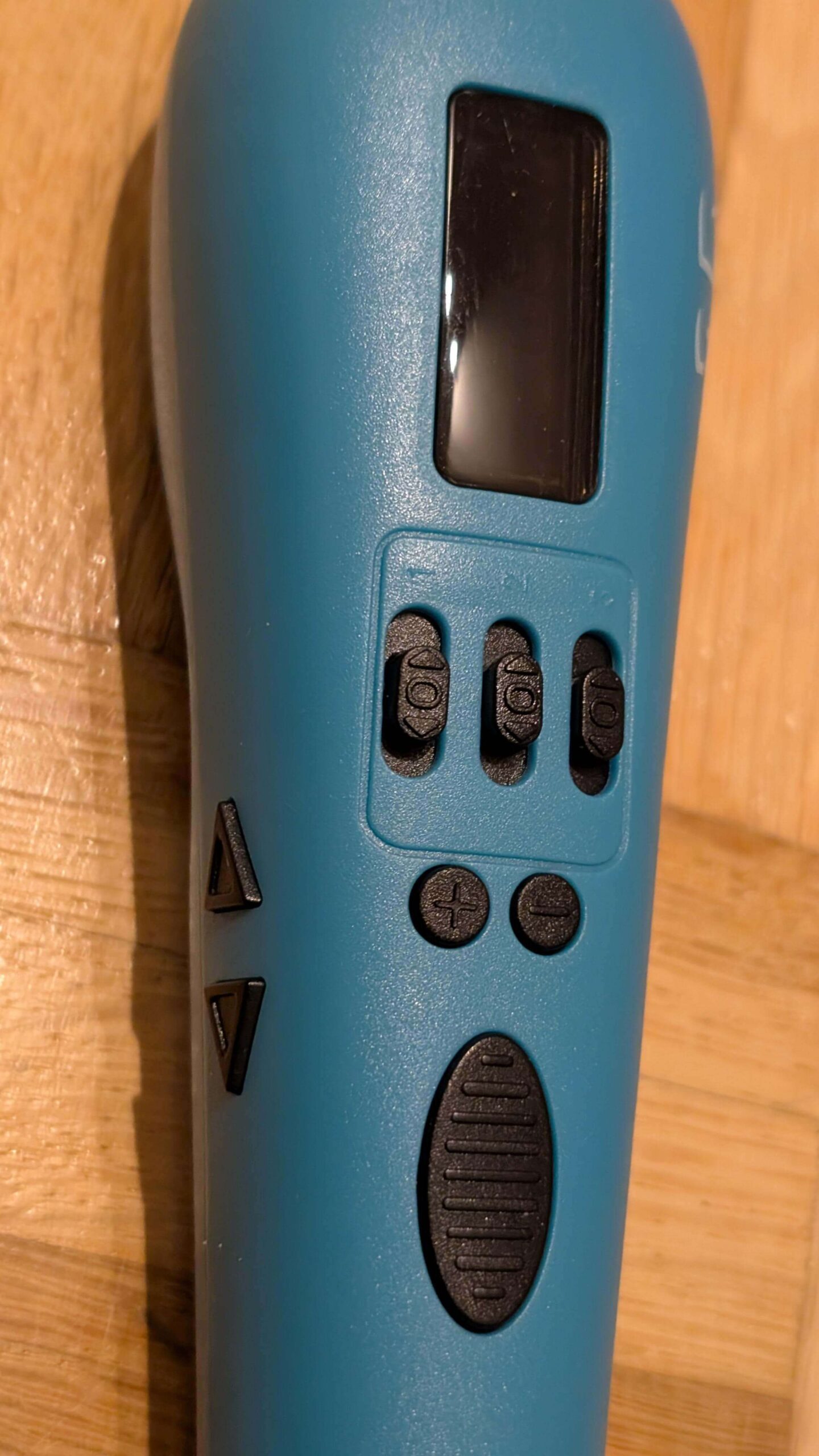 Nahaufnahme des FreeSculpt 3D Pen Modell 3D-free.color mit seinem Stylo 3d Multi Color System